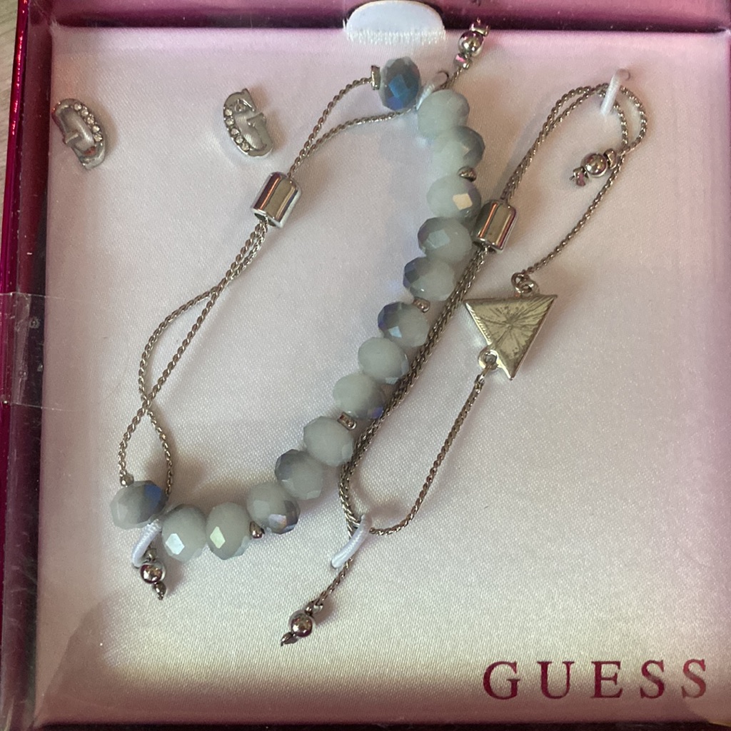 Guess 2 Slide Bracelets And Earrings